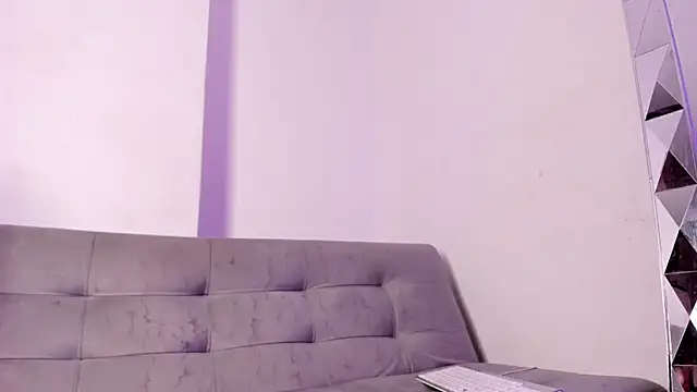 Snapshot of Dvid_Rullers chatting on 01-13-25, 03:45 Dvid Rullers online show from 01-13-25, 03:45