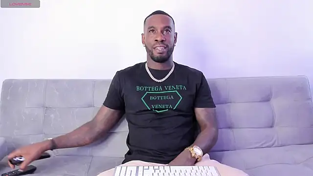 Snapshot of Dvid_Rullers chatting on 03-17-25, 08:09 Dvid Rullers online show from 03-17-25, 08:09