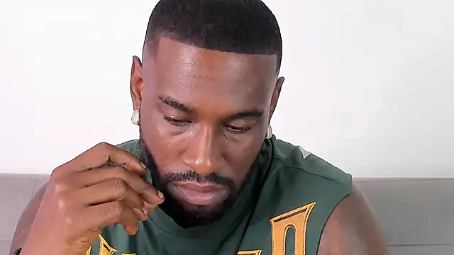 Snapshot of Dvid_Rullers chatting on 09-12-25, 12:49 Dvid Rullers online show from 09-12-25, 12:49