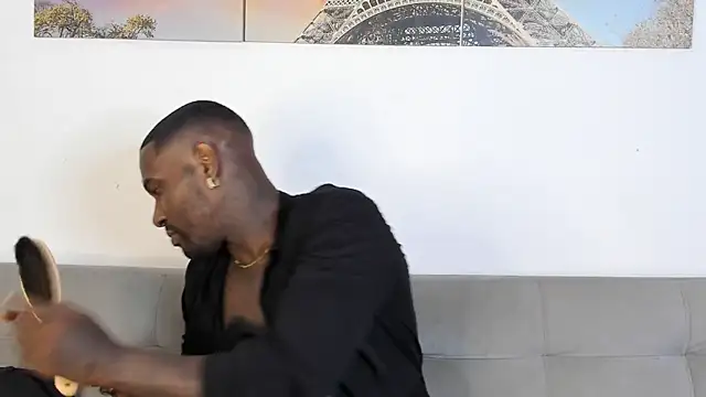 Snapshot of Dvid_Rullers chatting on 10-03-25, 10:40 Dvid Rullers online show from 10-03-25, 10:40