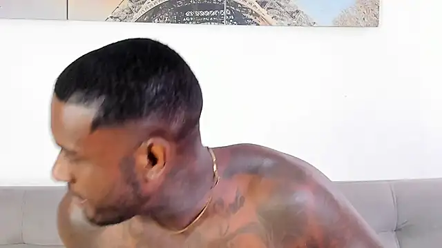 Snapshot of Dvid_Rullers chatting on 10-10-25, 01:54 Dvid Rullers online show from 10-10-25, 01:54