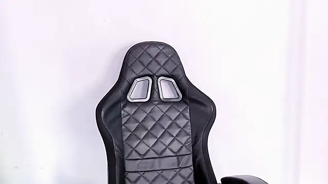 Snapshot of Dvid_Rullers chatting on 10-11-25, 12:47 Dvid Rullers online show from 10-11-25, 12:47