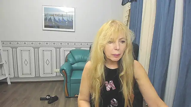 Snapshot of Anna_Diax chatting on 03-10-25, 12:59 Anna Diax online show from 03-10-25, 12:59