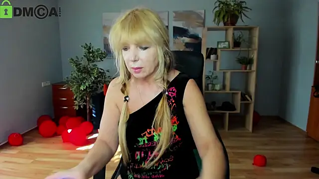 Anna Diax online show from 03-05-26, 12:45