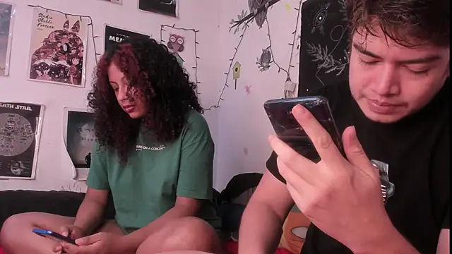 hothoneychile online show from 11-04-25, 02:43