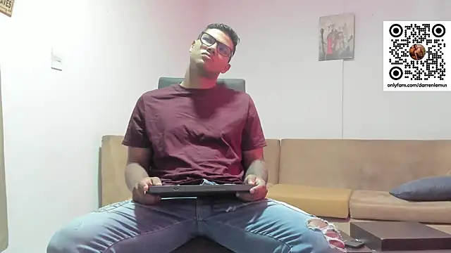 Darren hot2 online show from 01-10-25, 05:02