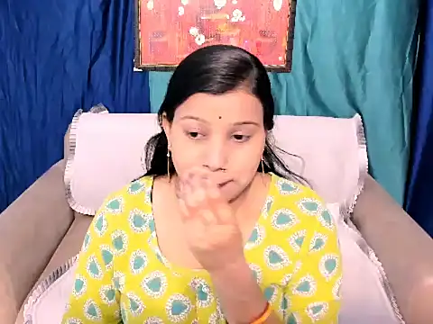 kendracox21 online show from 04-14-26, 04:07