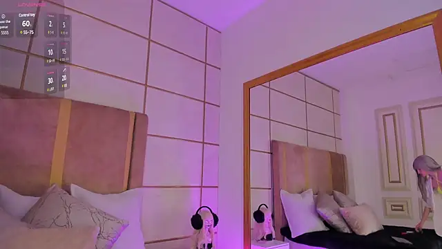 Snapshot of Kittenmeuw chatting on 02-04-25, 04:15 Kittenmeuw online show from 02-04-25, 04:15