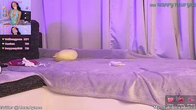 AlexaAimee online show from 01-01-25, 01:27