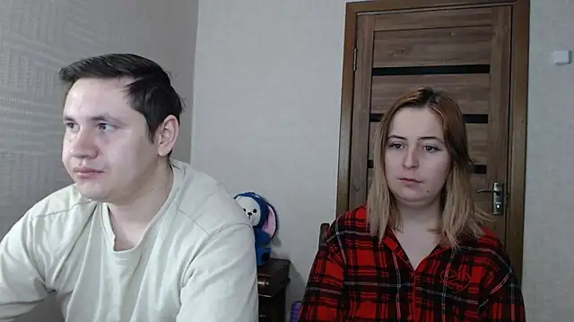 Snapshot of Kristy-Max chatting on 01-11-25, 08:21 Kristy-Max online show from 01-11-25, 08:21