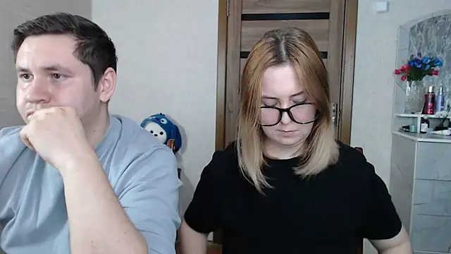 Snapshot of Kristy-Max chatting on 01-15-25, 05:26 Kristy-Max online show from 01-15-25, 05:26