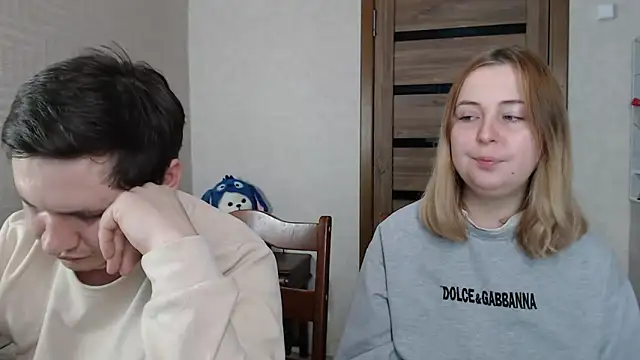 Snapshot of Kristy-Max chatting on 01-19-25, 10:17 Kristy-Max online show from 01-19-25, 10:17