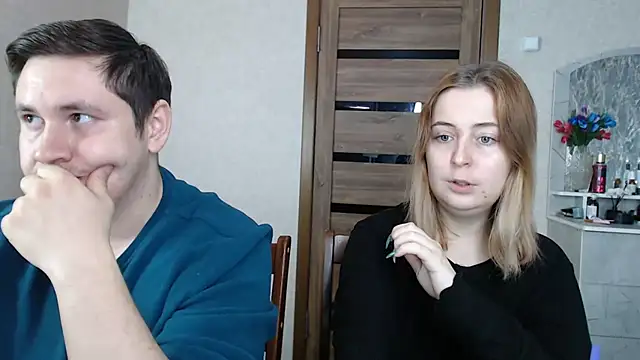 Snapshot of Kristy-Max chatting on 01-21-25, 07:58 Kristy-Max online show from 01-21-25, 07:58