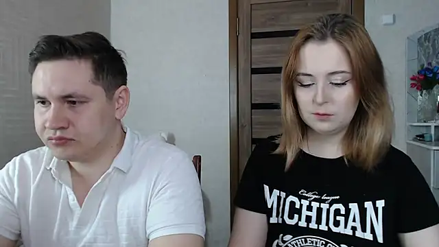 Snapshot of Kristy-Max chatting on 01-27-25, 08:07 Kristy-Max online show from 01-27-25, 08:07