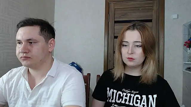 Snapshot of Kristy-Max chatting on 01-27-25, 11:22 Kristy-Max online show from 01-27-25, 11:22