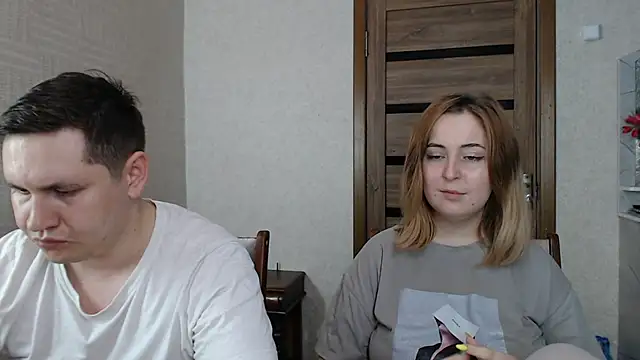 Snapshot of Kristy-Max chatting on 01-28-25, 10:23 Kristy-Max online show from 01-28-25, 10:23