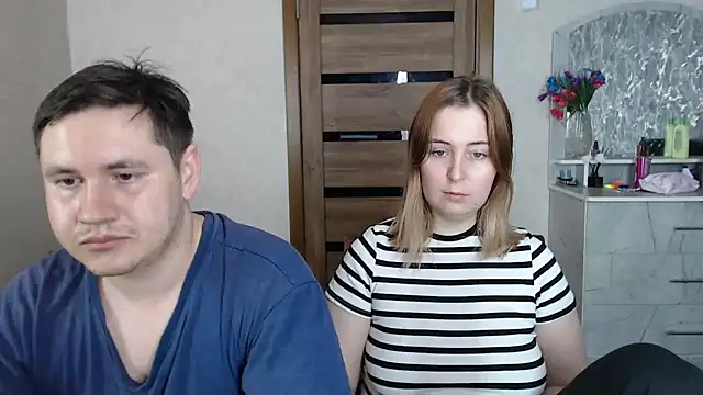 Snapshot of Kristy-Max chatting on 02-04-25, 01:56 Kristy-Max online show from 02-04-25, 01:56