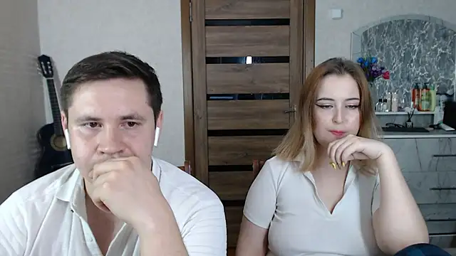 Snapshot of Kristy-Max chatting on 02-15-25, 07:28 Kristy-Max online show from 02-15-25, 07:28