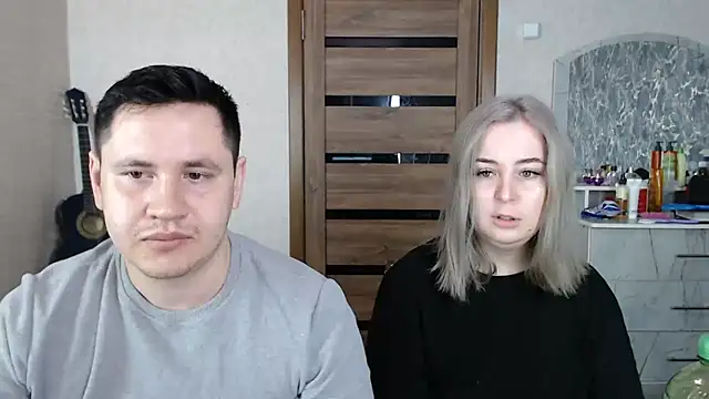 Snapshot of Kristy-Max chatting on 02-21-25, 06:15 Kristy-Max online show from 02-21-25, 06:15