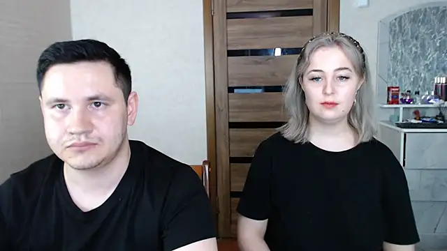 Snapshot of Kristy-Max chatting on 02-23-25, 07:33 Kristy-Max online show from 02-23-25, 07:33