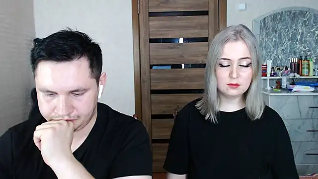 Snapshot of Kristy-Max chatting on 02-25-25, 11:19 Kristy-Max online show from 02-25-25, 11:19