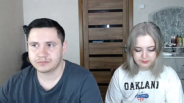 Snapshot of Kristy-Max chatting on 02-26-25, 05:31 Kristy-Max online show from 02-26-25, 05:31