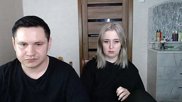 Snapshot of Kristy-Max chatting on 03-02-25, 07:02 Kristy-Max online show from 03-02-25, 07:02