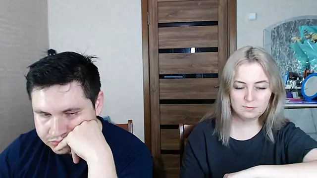 Snapshot of Kristy-Max chatting on 03-15-25, 05:41 Kristy-Max online show from 03-15-25, 05:41