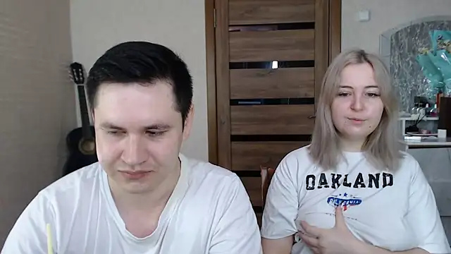 Snapshot of Kristy-Max chatting on 03-16-25, 04:30 Kristy-Max online show from 03-16-25, 04:30