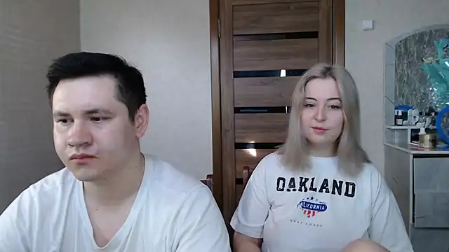 Snapshot of Kristy-Max chatting on 03-17-25, 03:36 Kristy-Max online show from 03-17-25, 03:36