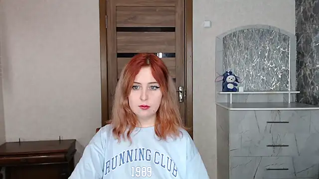 Snapshot of Kristy-Max chatting on 09-14-25, 11:04 Kristy-Max online show from 09-14-25, 11:04