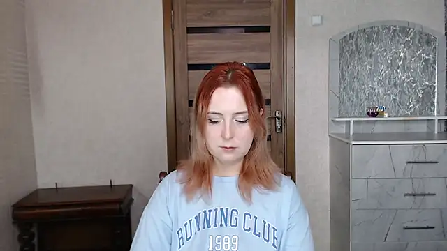 Snapshot of Kristy-Max chatting on 09-22-25, 10:17 Kristy-Max online show from 09-22-25, 10:17