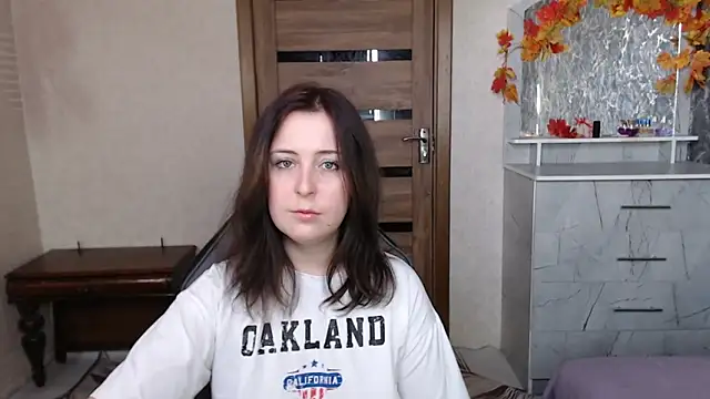 Snapshot of Kristy-Max chatting on 10-13-25, 10:26 Kristy-Max online show from 10-13-25, 10:26