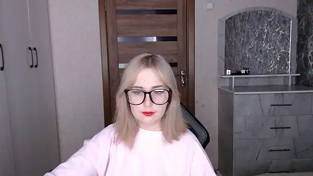 Kristy-Max online show from 01-14-26, 08:36