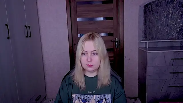 Kristy-Max online show from 03-18-26, 02:04