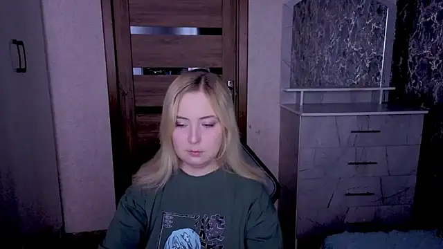 Kristy-Max online show from 05-18-26, 08:58