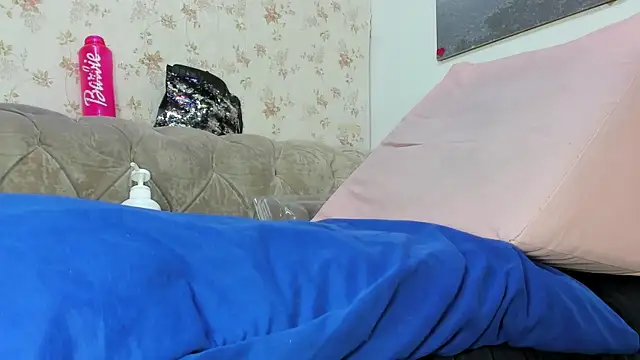 Snapshot of fer_dz chatting on 01-11-25, 03:52 fer dz online show from 01-11-25, 03:52