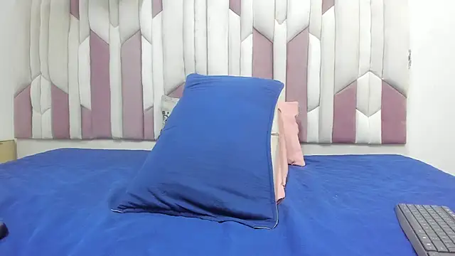 Snapshot of fer_dz chatting on 02-10-25, 11:57 fer dz online show from 02-10-25, 11:57