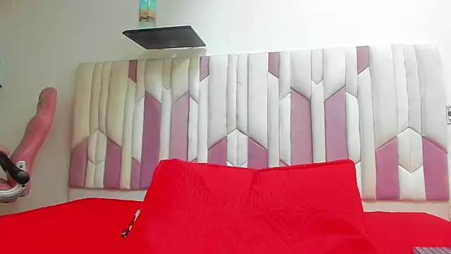 Snapshot of fer_dz chatting on 03-17-25, 11:53 fer dz online show from 03-17-25, 11:53