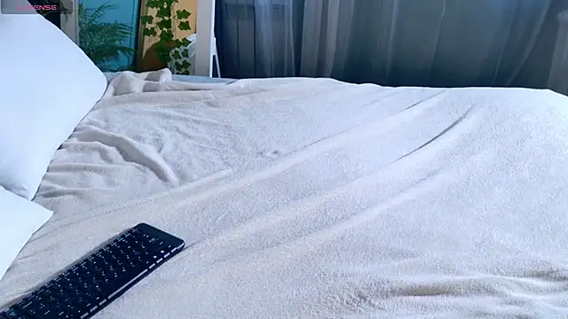 SunnyRisha online show from 09-23-25, 05:10