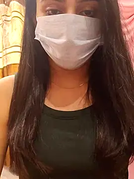 Snapshot of Mylovesana chatting on 02-08-25, 08:09 Mylovesana online show from 02-08-25, 08:09