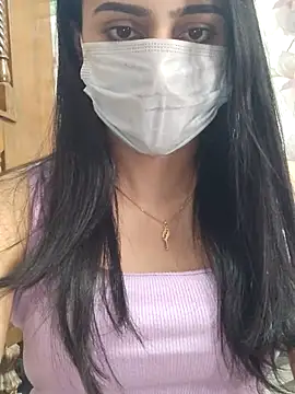 Snapshot of Mylovesana chatting on 02-08-25, 06:22 Mylovesana online show from 02-08-25, 06:22