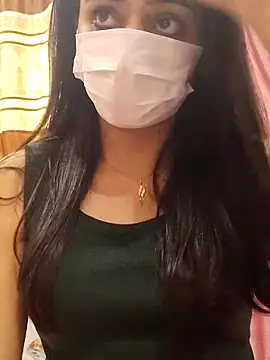 Snapshot of Mylovesana chatting on 02-13-25, 08:06 Mylovesana online show from 02-13-25, 08:06