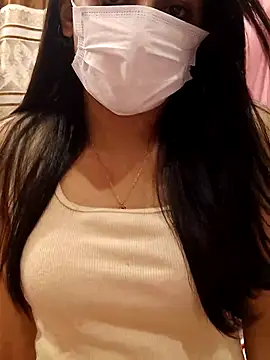 Snapshot of Mylovesana chatting on 03-06-25, 02:29 Mylovesana online show from 03-06-25, 02:29