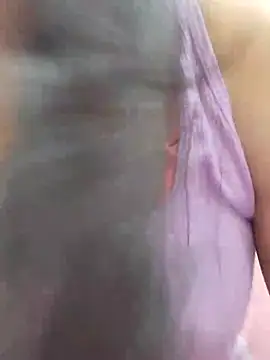 Snapshot of Mylovesana chatting on 03-10-25, 10:37 Mylovesana online show from 03-10-25, 10:37