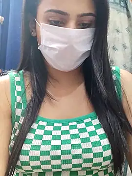 Snapshot of Mylovesana chatting on 11-08-25, 02:06 Mylovesana online show from 11-08-25, 02:06