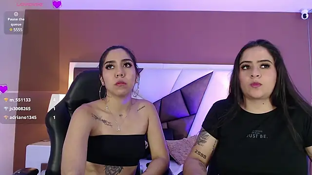 Snapshot of KarolandMichel chatting on 01-23-25, 03:22 KarolandMichel online show from 01-23-25, 03:22