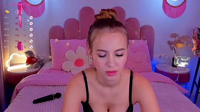 CherieDane online show from 02-06-25, 09:11