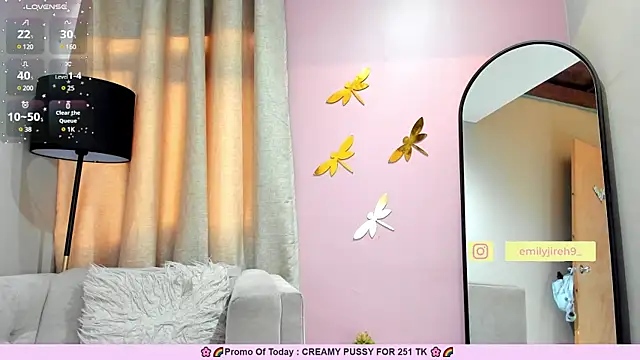 Snapshot of _EmilyJireh_ chatting on 02-18-25, 10:25 EmilyJireh online show from 02-18-25, 10:25