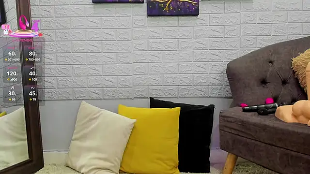 Snapshot of _EmilyJireh_ chatting on 09-10-25, 07:25 EmilyJireh online show from 09-10-25, 07:25